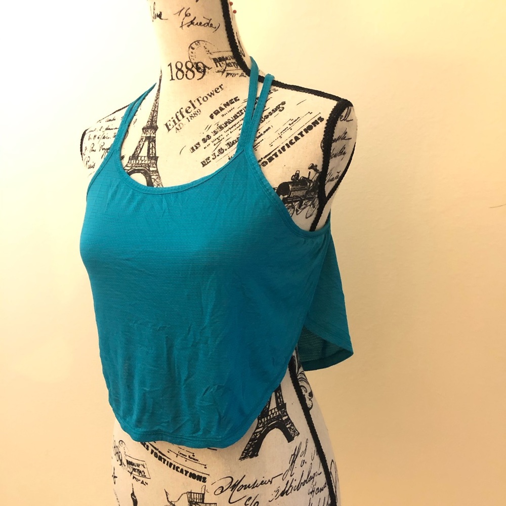 Teal Lululemon crop swing tank